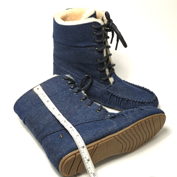 Emu Australia Brooklyn fur and Denim moccasin lace-up booties size 9 - Picture 11 of 15